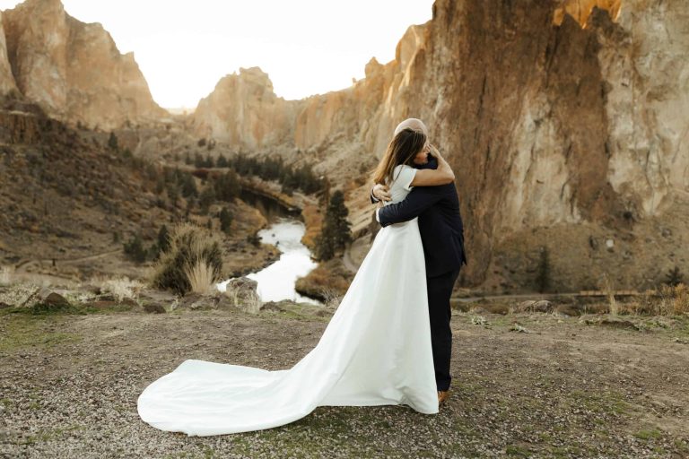 Smith Rock State Park Elopement Inspiration