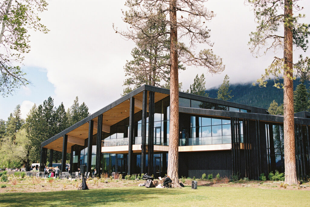 exterior photo of the lodge at black butte ranch with ponderosa trees