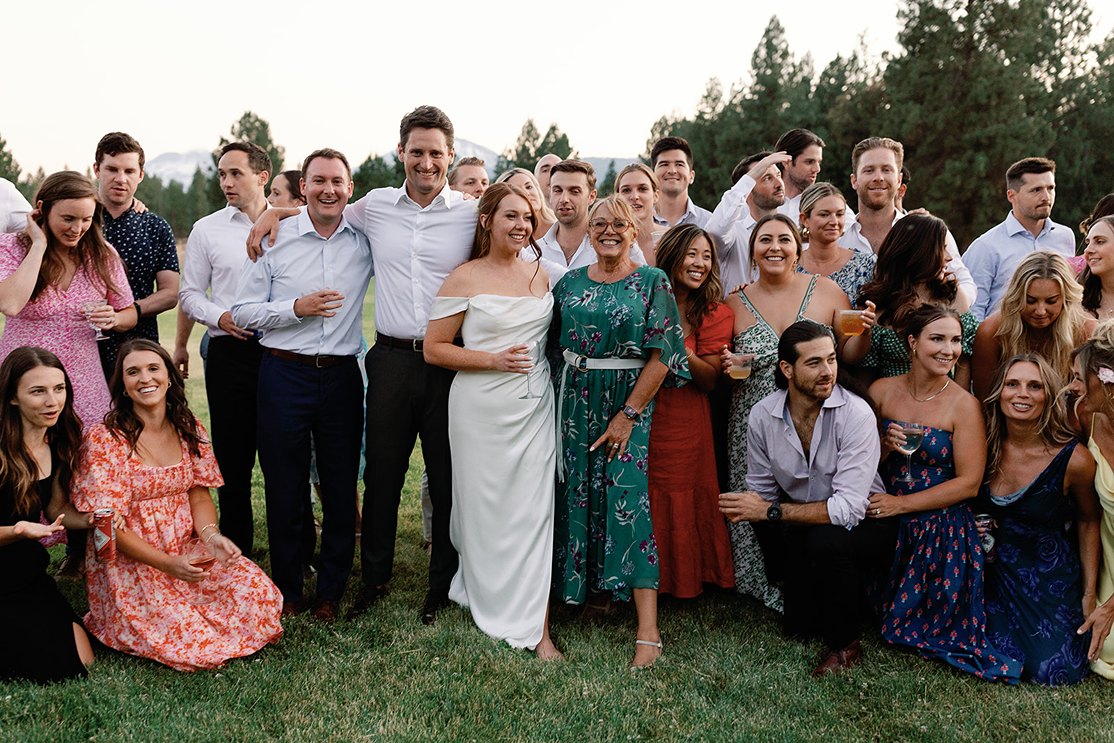 weddings central oregon guest photo