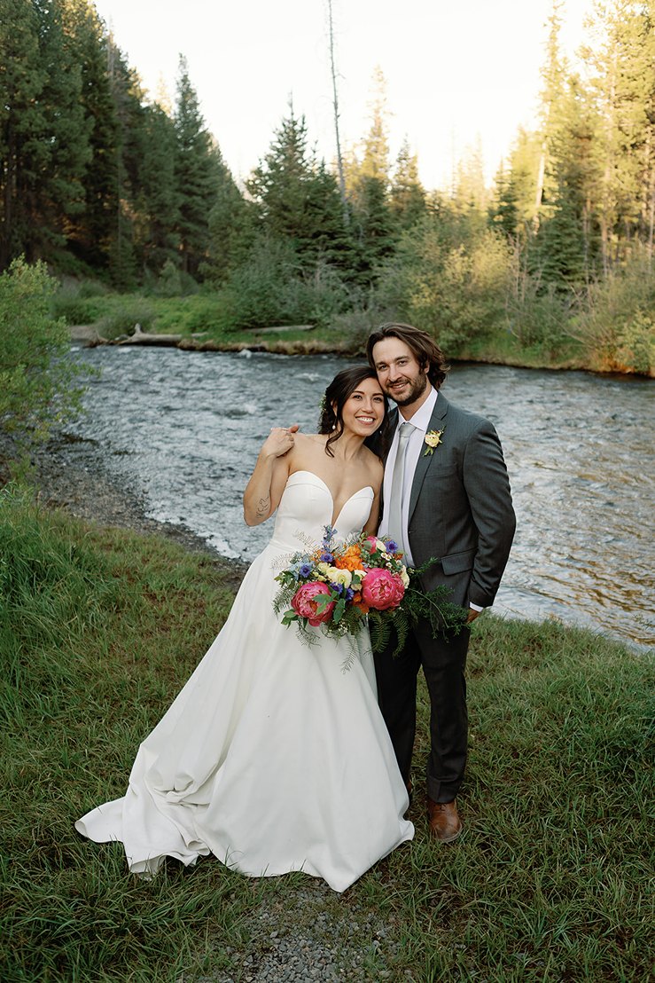 outdoor wedding venues central oregon that are near a lake at skyliner lodge
