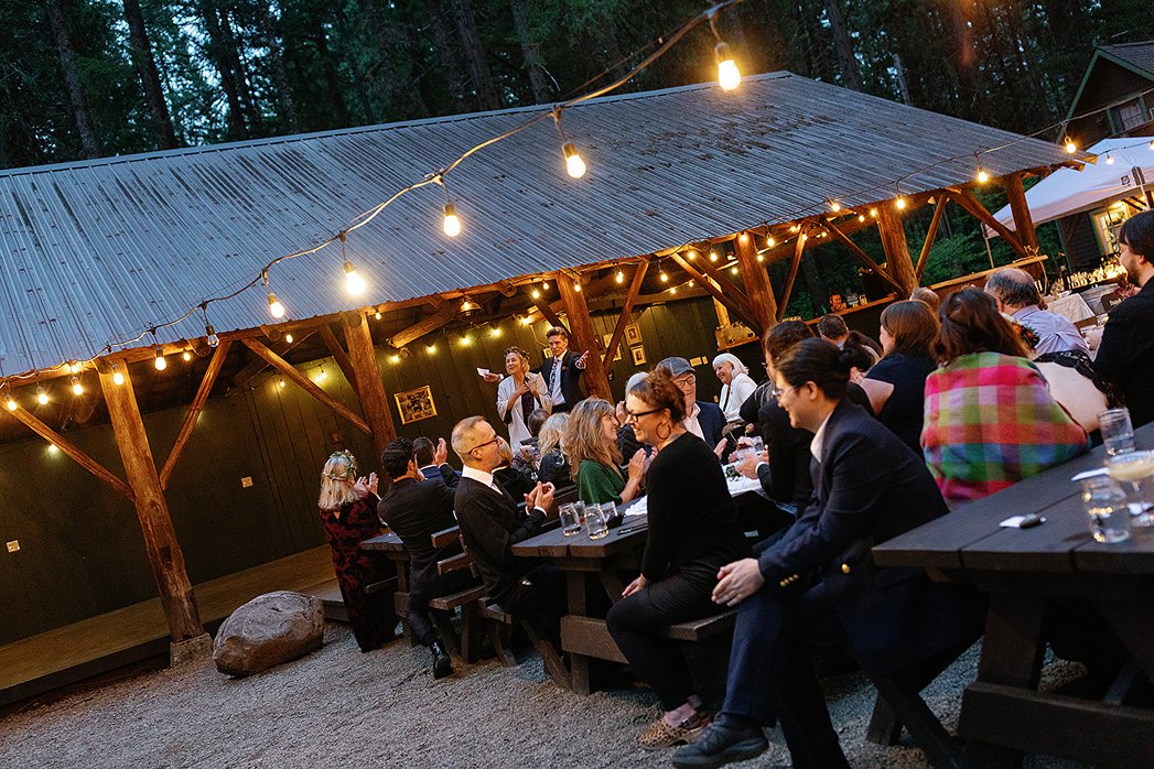 wedding venues in central oregon that provide an outdoor reception area at loloma lodge
