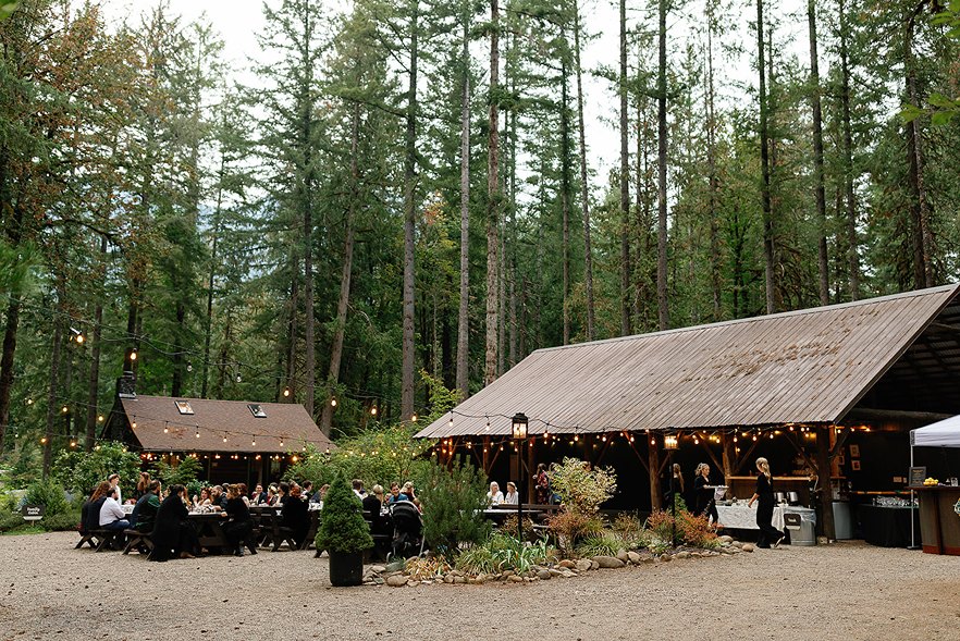 wedding venues in central oregon that offer both reception and ceremony areas of loloma lodge