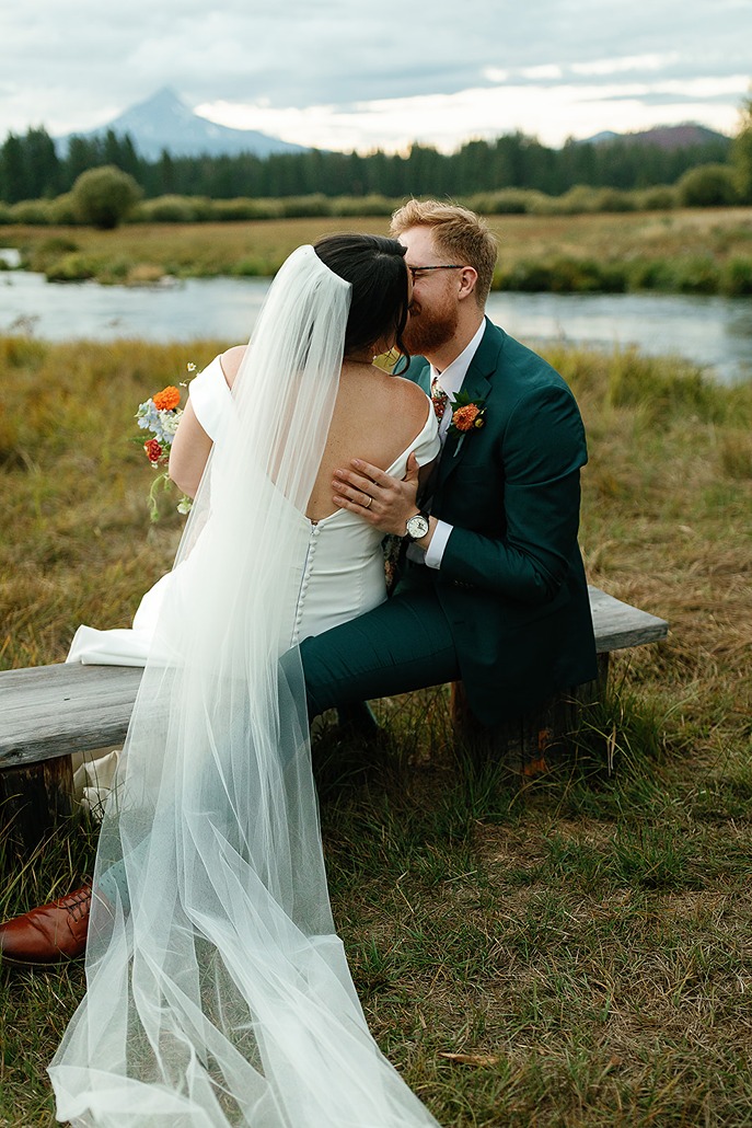 house on the metolius wedding photos of the bride and groom