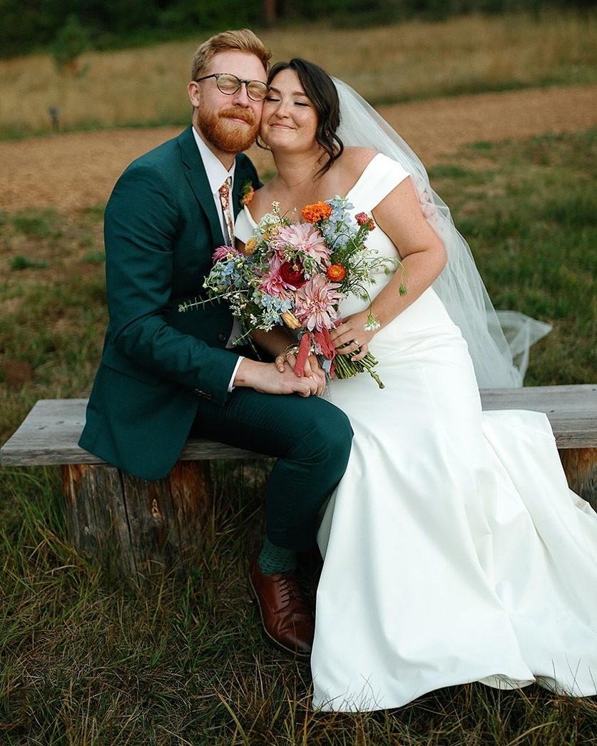 a bend oregon wedding couple